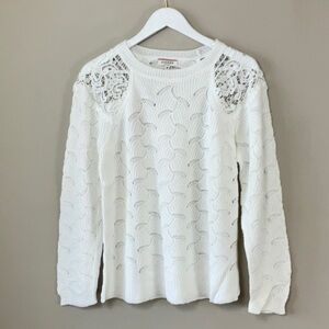 Andree by Unit white sweater with crochet shoulders